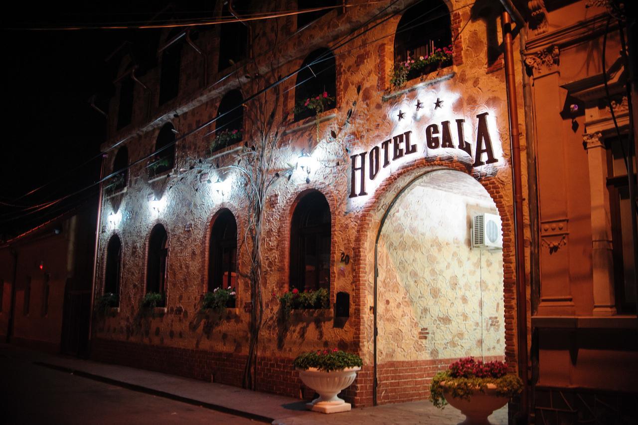Hotel Gala Oradea Exterior foto